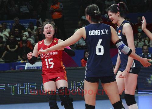 中国女排对意大利分站赛（中国女排对意大利分站赛回放）